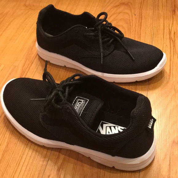 vans ultracush lite all black